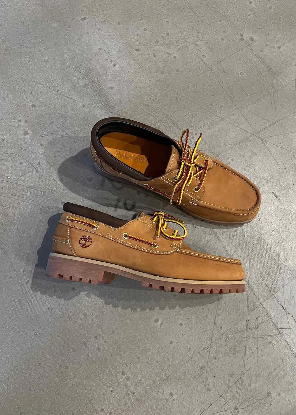 AUTHENTIC BOAT SHOE - Wheat Nubuck