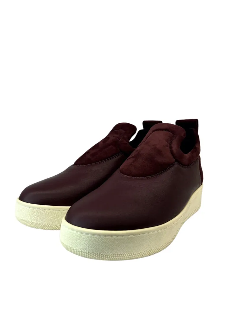 Celine Burgundy Sneakers. Size: 39