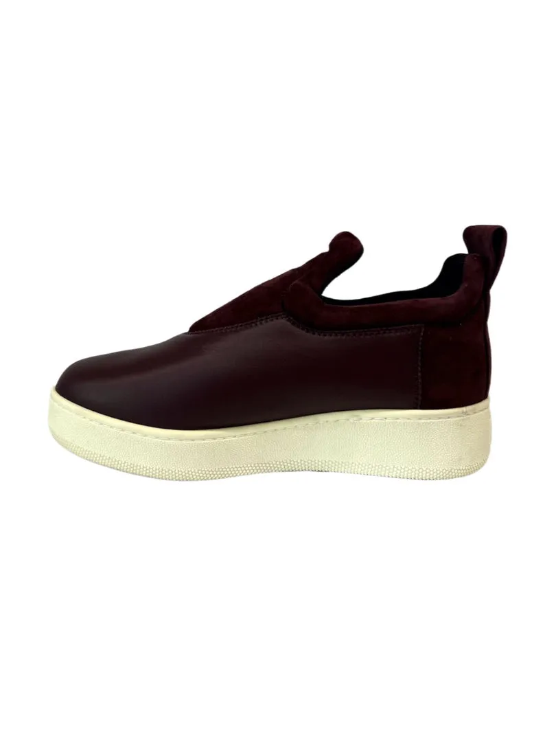 Celine Burgundy Sneakers. Size: 39