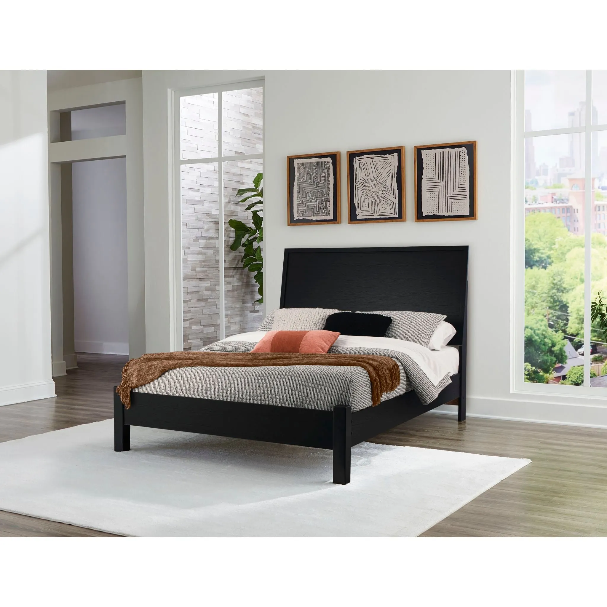 Danziar Platform Bed