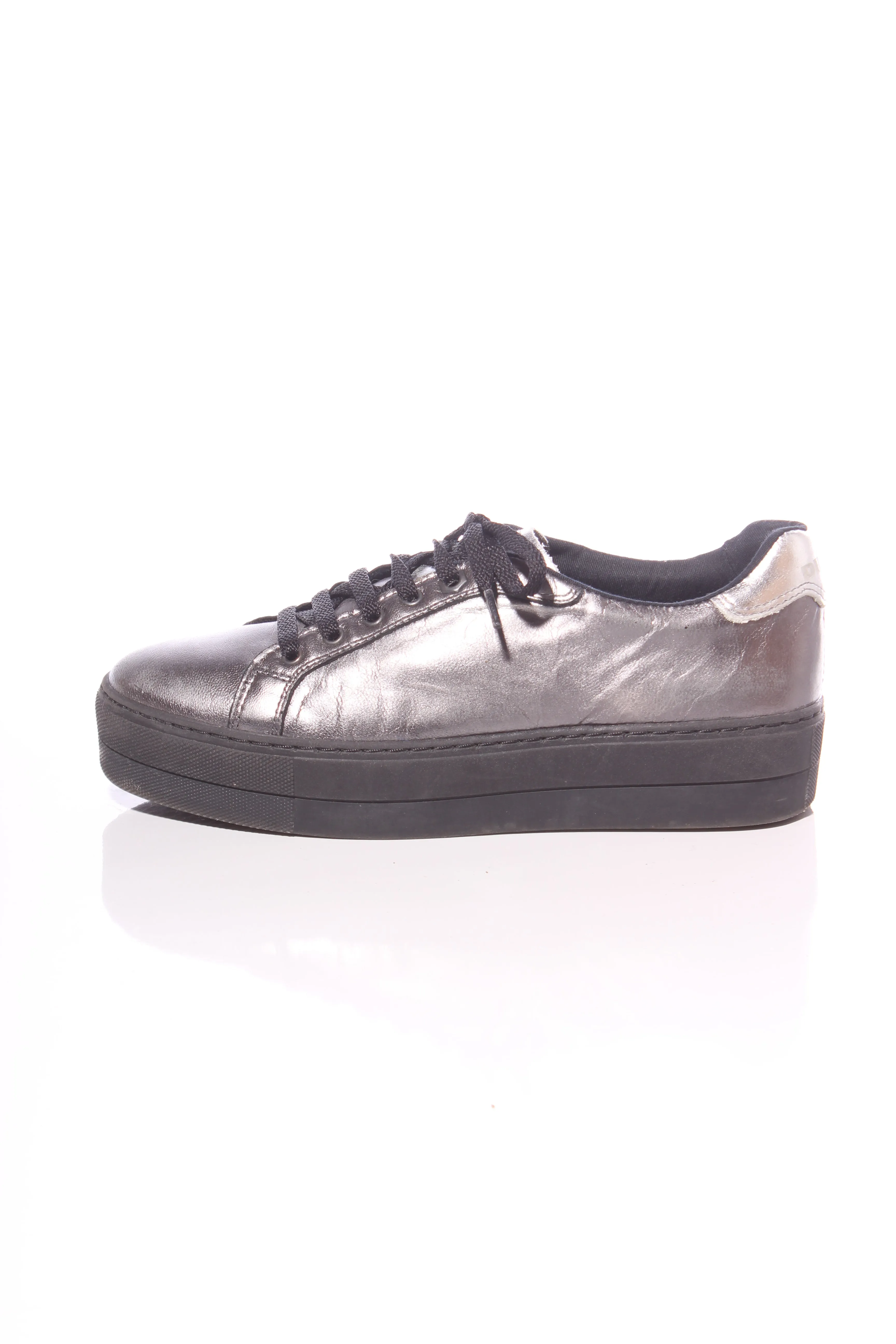 DIESEL - Pewter leather platform sneakers! 37