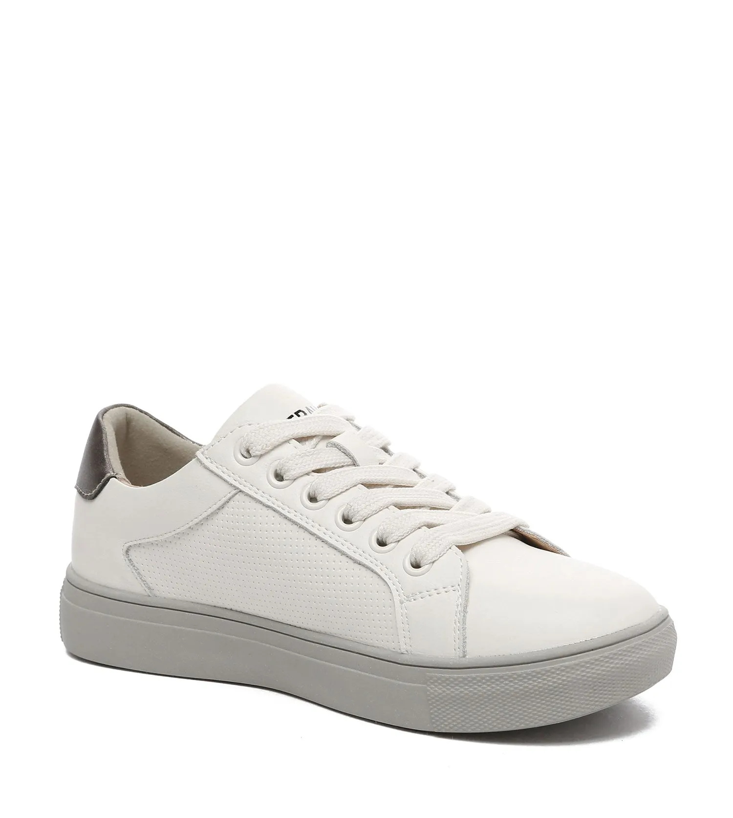 EVERAU Chloe White Sneakers | Casual & Sneaker EA5040