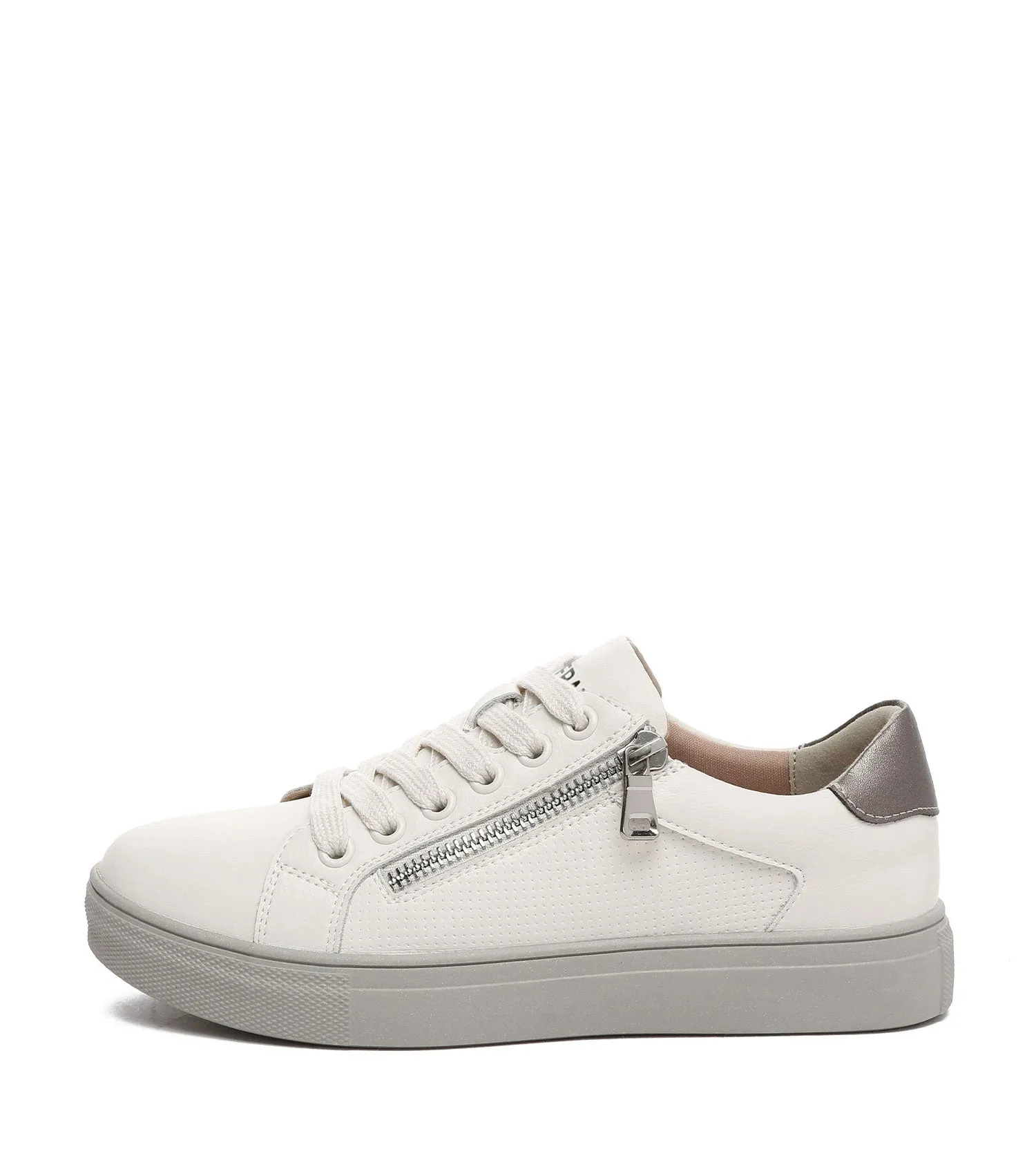 EVERAU Chloe White Sneakers | Casual & Sneaker EA5040