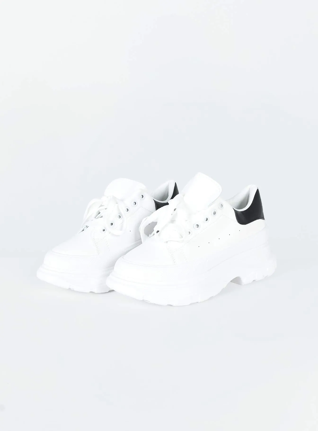 Fuller Sneakers White