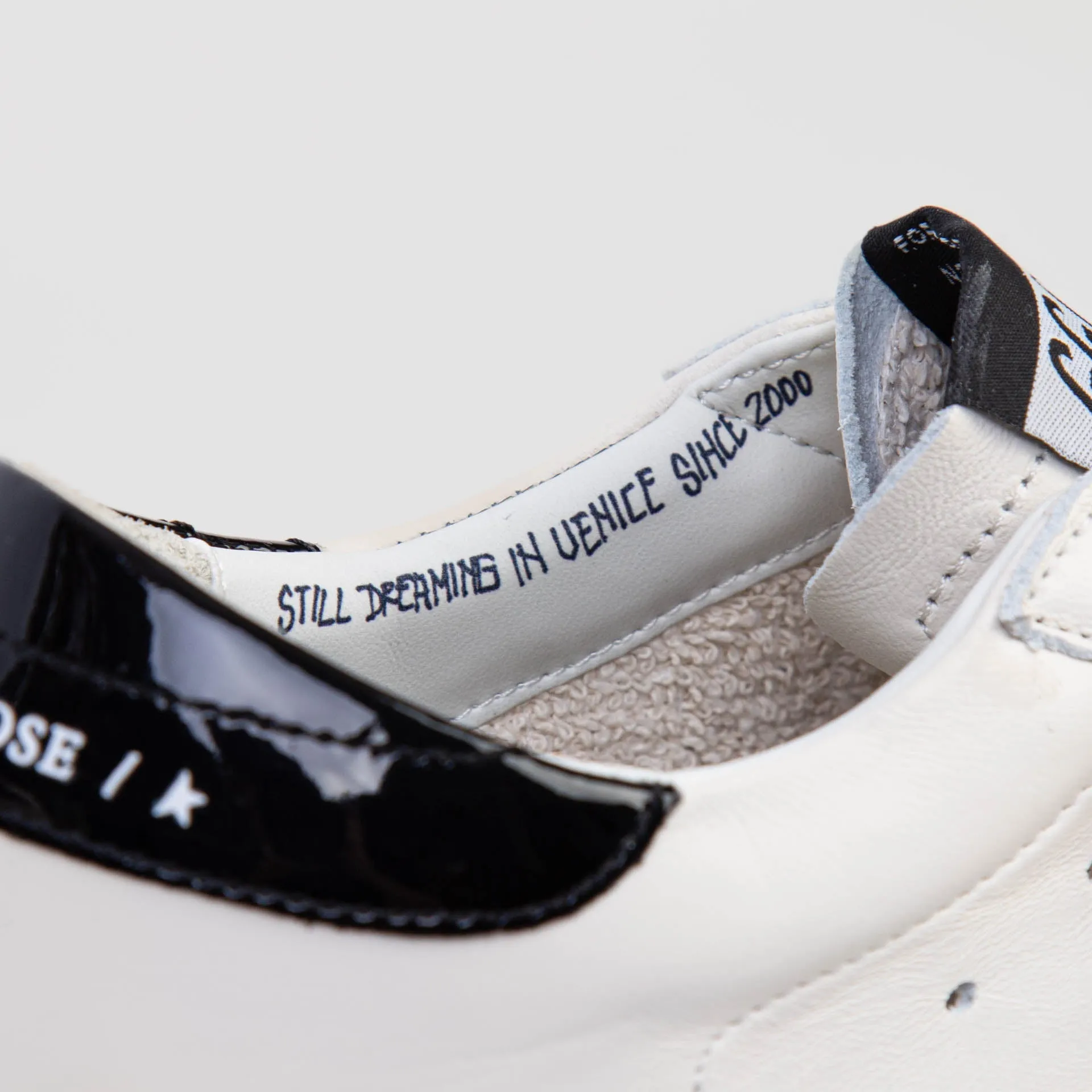 GOLDEN GOOSE SNEAKERS GWF00118.F006188 10283 WHITE/BLACK