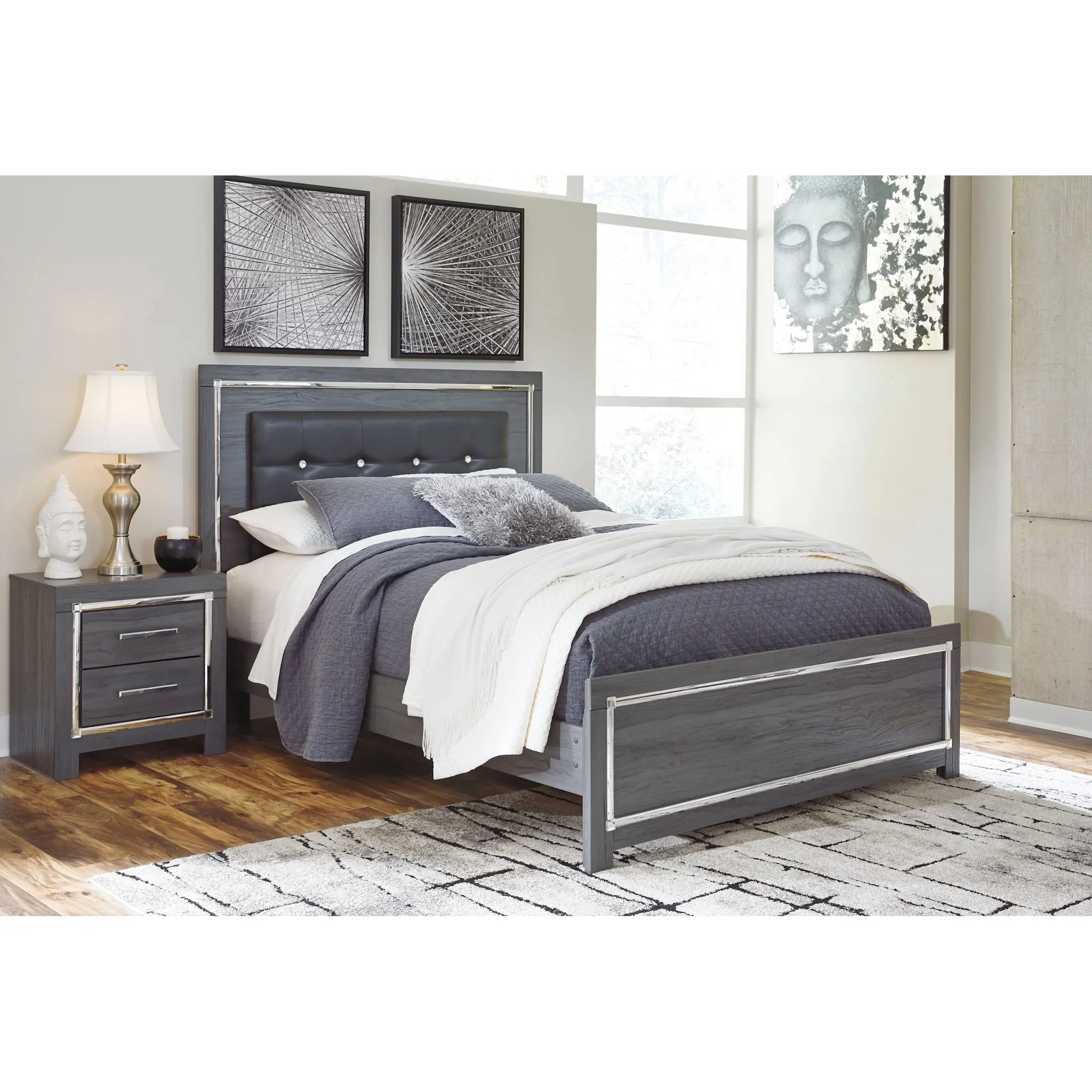 Lodanna Platform Bed