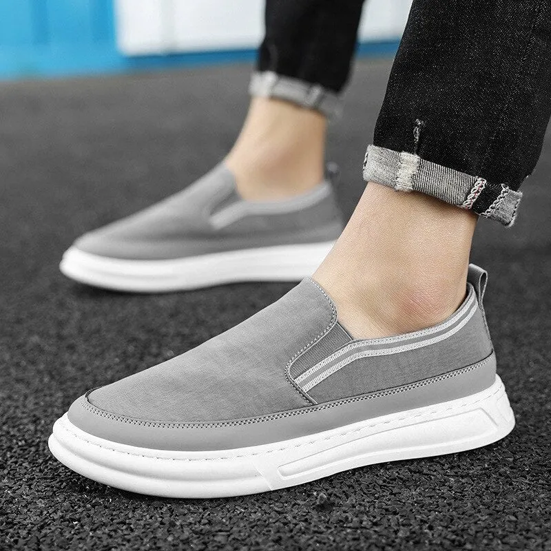 Men's Canvas Vulcanize Shoes Breathable Slip-On Wear-Resisting Ice Silk Loafers Round Toe Solid Sewing Men Shoes Sneakers Flats