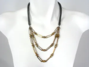 Mesh Necklace with Graduated Chain