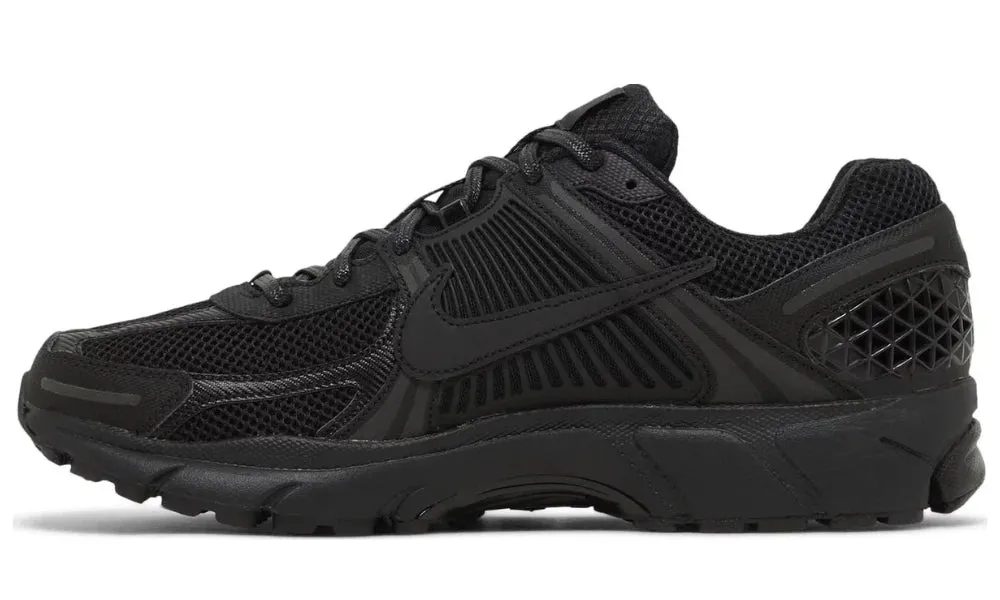 Nike Air Zoom Vomero 5 'Triple Black'