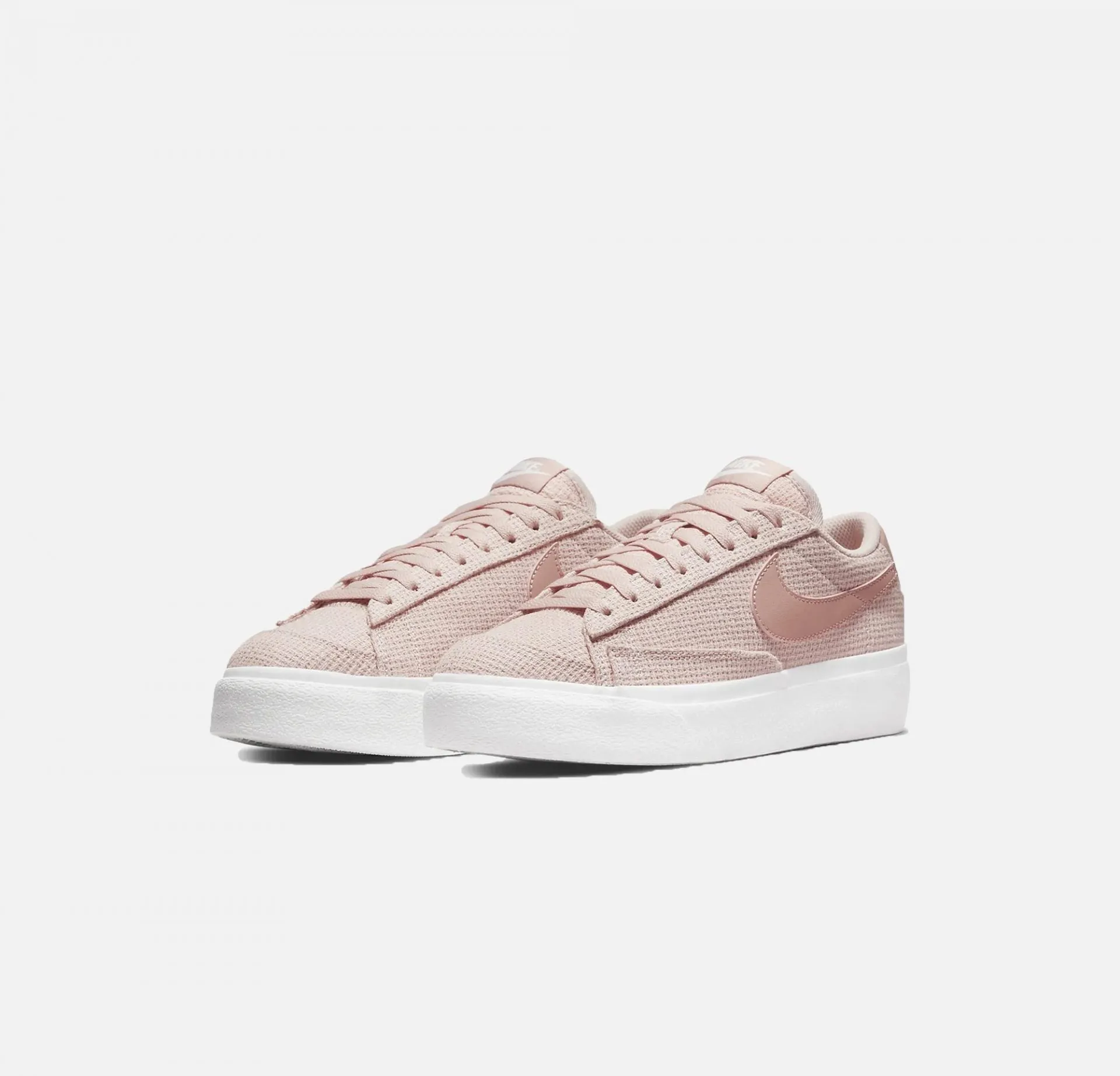 Nike | BLAZER LOW PLATFORM  { PINK OXFORD / SUMMIT WHITE