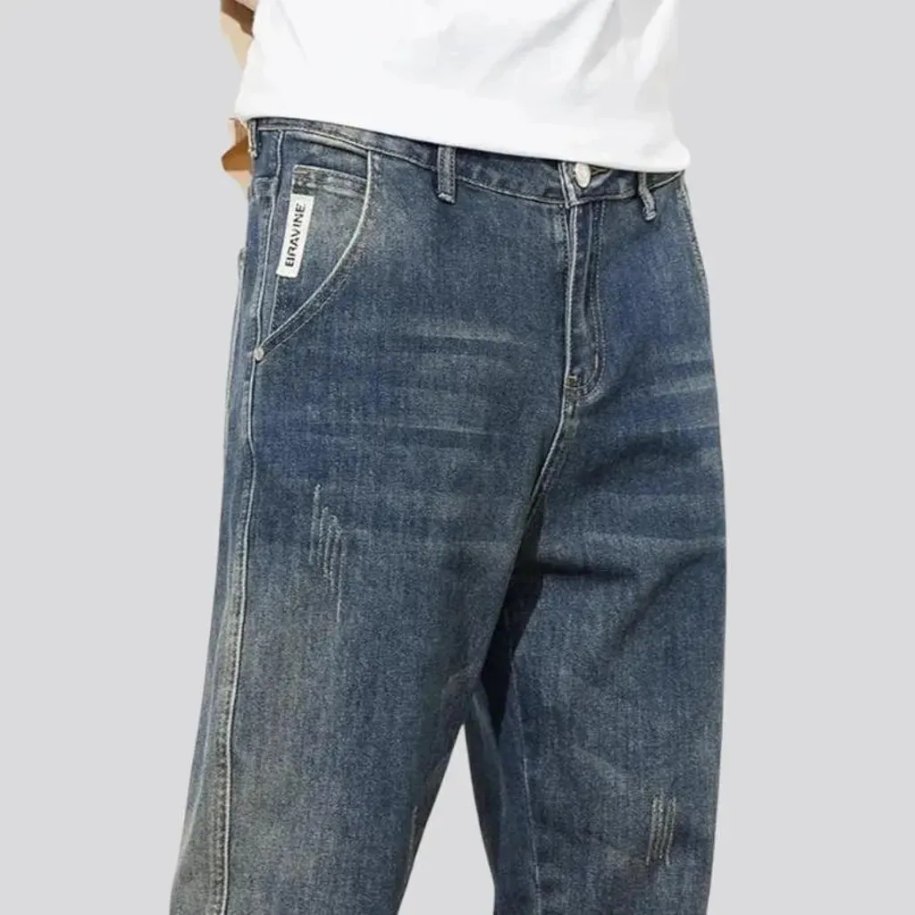 Retro style loose fit men's jeans