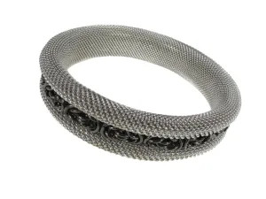 Rolled Mesh Bracelet With Insert Accent