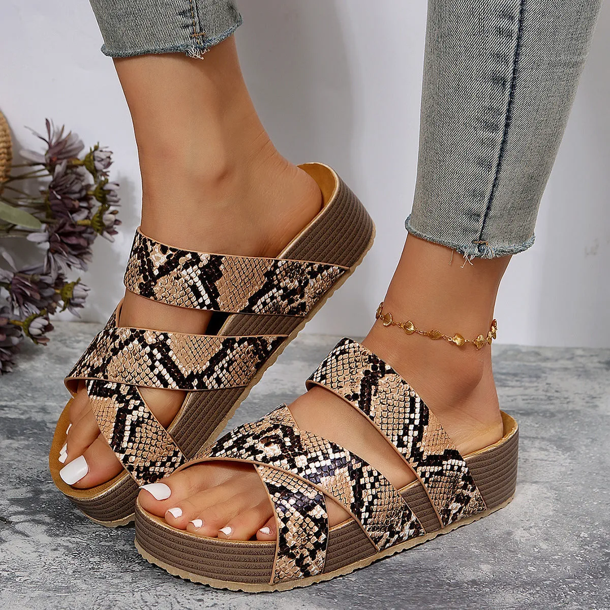 Round Toe Versatile Casual Platform Sandals