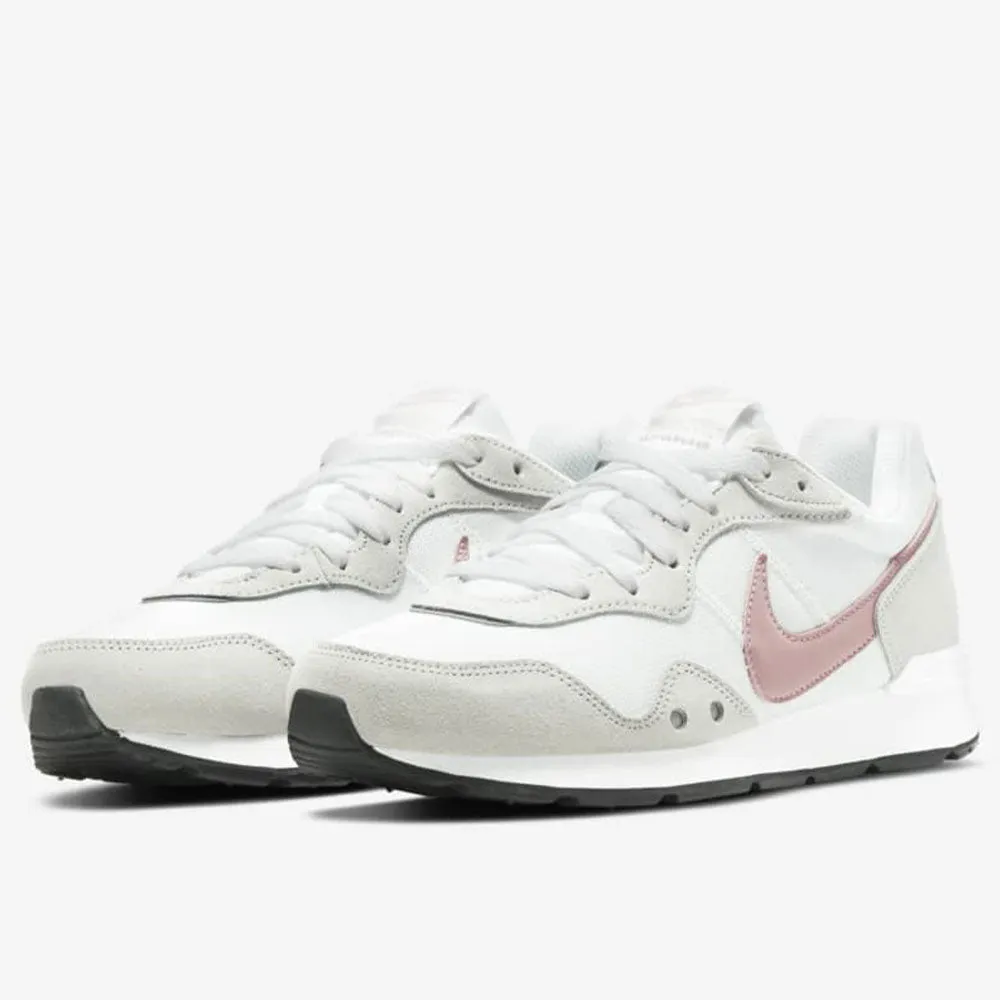 Scarpe NIKE Sneakers linea Venture Runner colore Bianco - Rosa