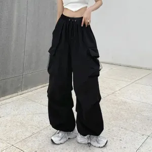 Women’s Black Wide Leg Cargo Pants with High Waist and Pockets