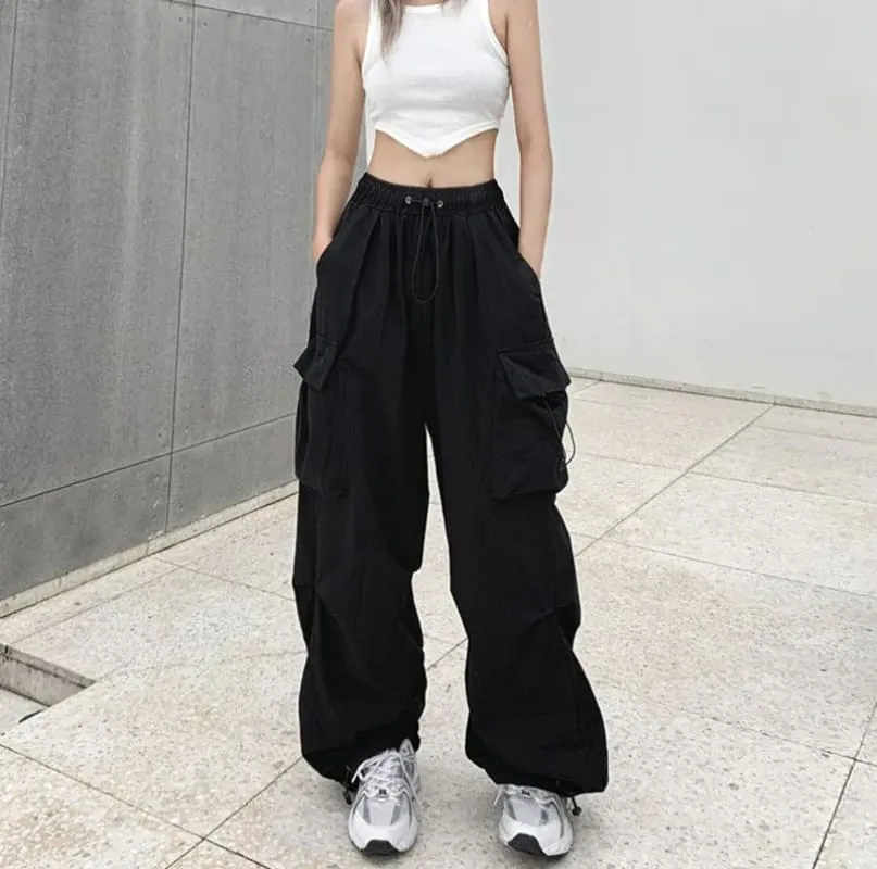 Women’s Black Wide Leg Cargo Pants with High Waist and Pockets