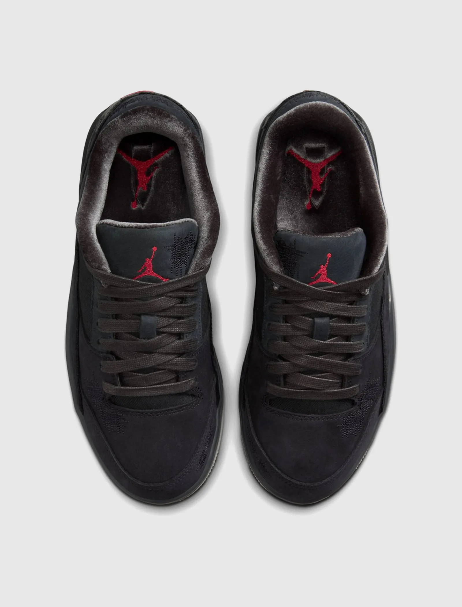 WOMEN'S WHO DECIDES WAR X JORDAN FLIGHT COURT "BRED"